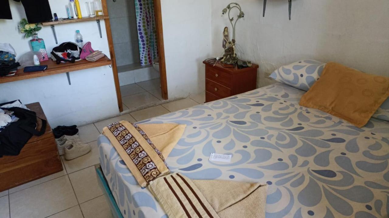 Hostal Cabanas Don Jorge Puerto Baquerizo Moreno Exterior foto